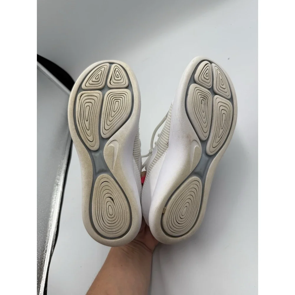 Nike good preowned
